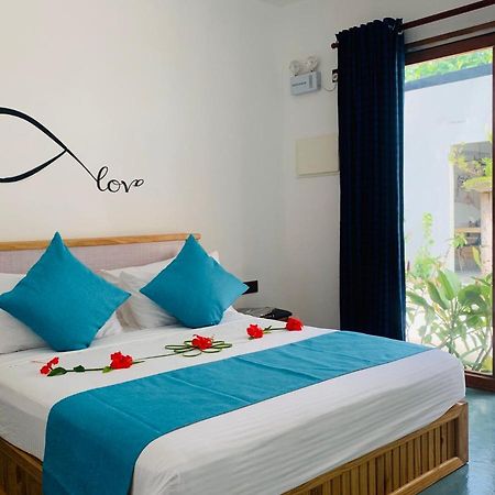 Ithaa Thoddoo Inn Exterior photo